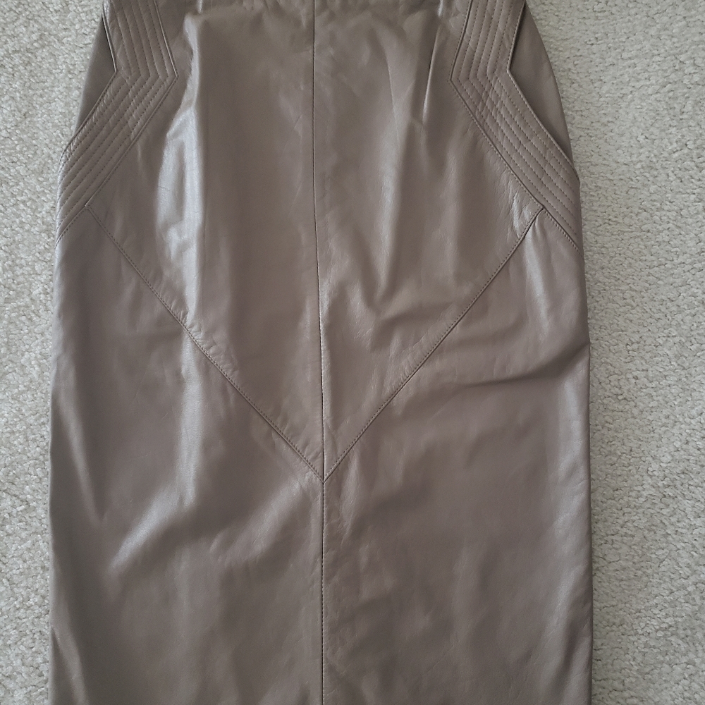 Vintage Elegant Tan Leather Skirt
